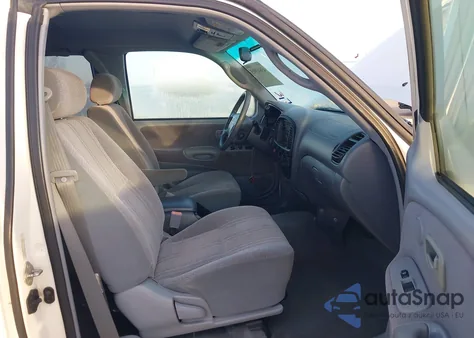 2000 Toyota Tundra Sr5 V8 from USA, damaged, VIN 5TBRT341XYS002827